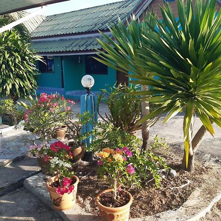 Wangwaree Resort Nai Yang Beach Екстериор снимка