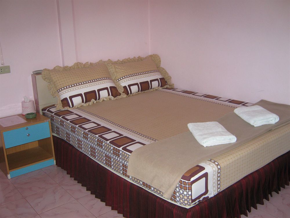 Wangwaree Resort Nai Yang Beach Екстериор снимка